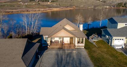 Wapato Lake Retreat Waterfront Home