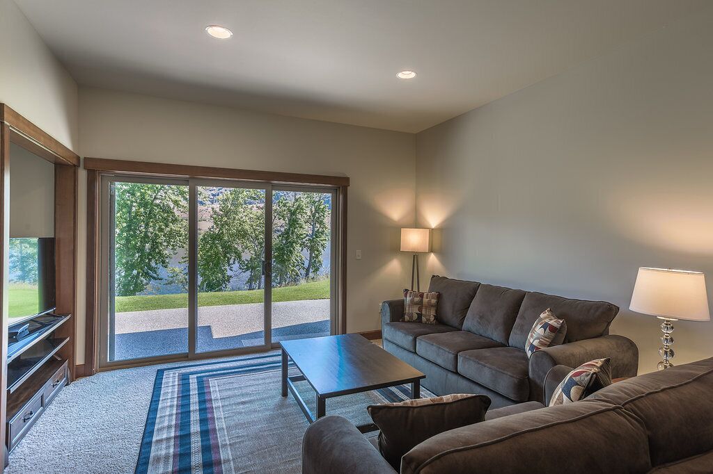 Wapato Lake Retreat-sleeps 6, Waterfront And Dock! - Manson, WA