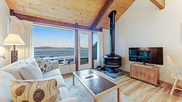 تلفزيون، مدفأة