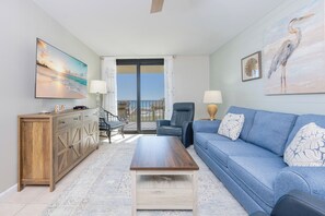 TV a schermo piatto, impianto stereo