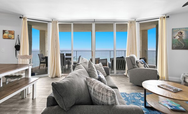 Smart TV, books, video library, stereo