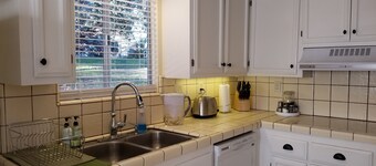 The Woodsy Hideaway ~ Your Yosemite vacation starts here