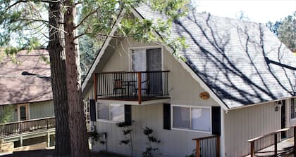 Yosemite Getaway in Pine Mountain Lake  ~  With Golf Course Views!