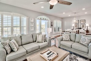 Fireplace, DVD player