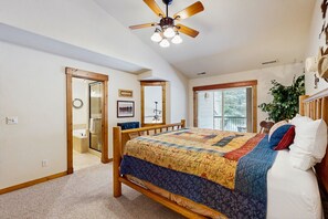 4 bedrooms, Internet, bed sheets