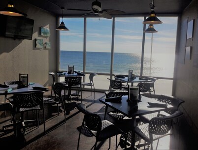 Tidewater! Special Deal Octob.19-26 only89!night!Early check-in 1pm!  Location!!
