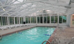 Innenpool, beheizter Pool