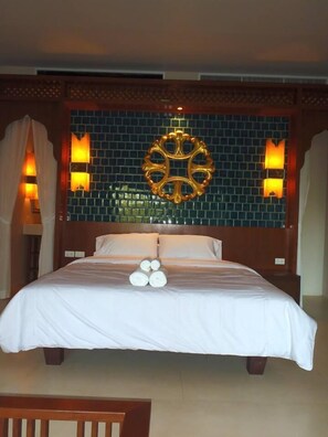 Deluxe Room with Ocean View  | Schreibtisch, schallisolierte Zimmer, kostenloses WLAN, Bettwäsche