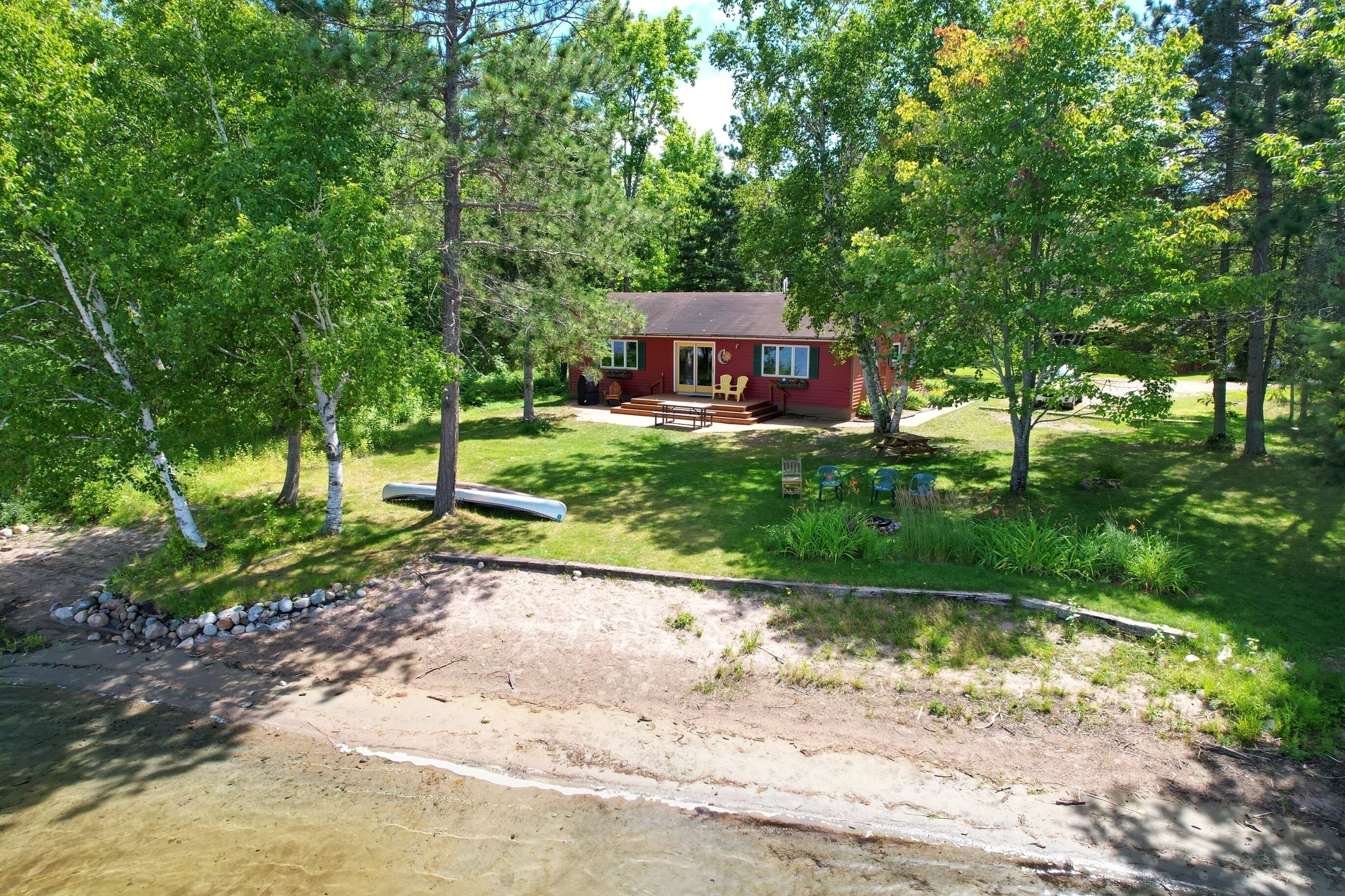 Somero cabin on Burntside
