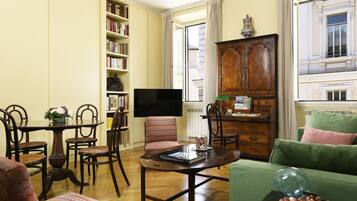 Smart TV, DVD player, books, music library