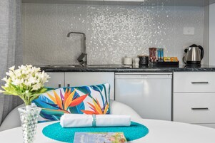 Fridge, microwave, coffee/tea maker, electric kettle