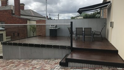 'Trendy Inner City Cottage with all the modern conveniences - Central Cottage'