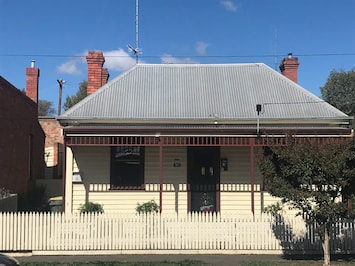 Miners Cottage facade