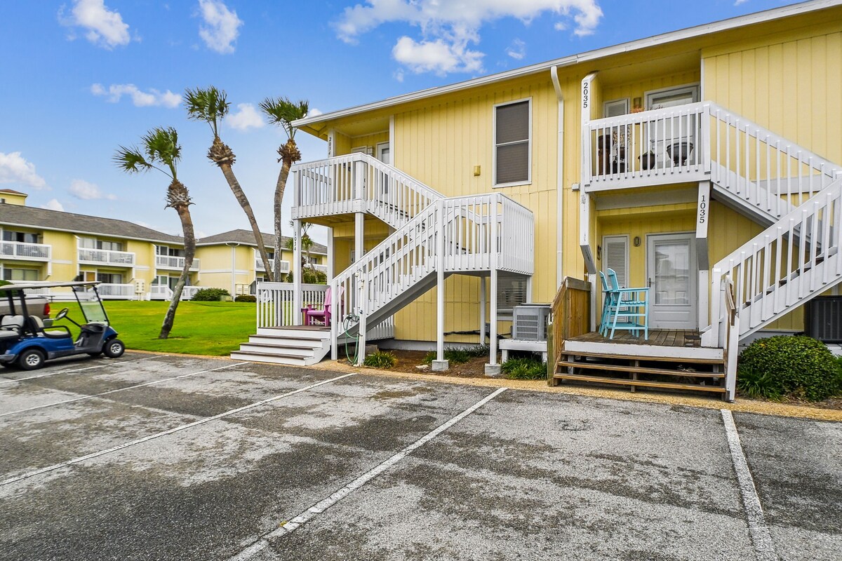 Photo 23 of SPC 1034 is a Pet Friendly 1 BR with Free Beach Service for 2!