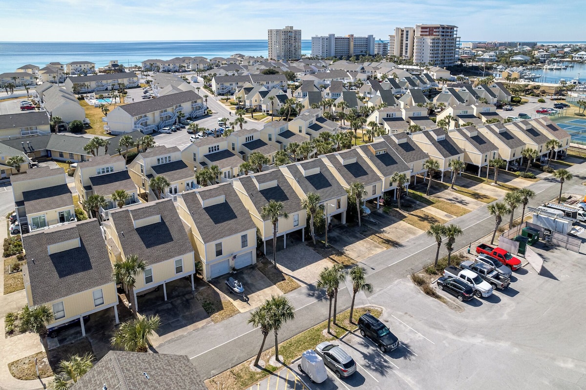 Photo 51 of SPC 1034 is a Pet Friendly 1 BR with Free Beach Service for 2!