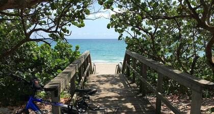JupRent's - Jupiter Paradise - 2Bed/2Bath - Best Location - Beach Ocean Golf