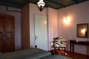 2 室のベッドルーム、アイロン / アイロン台、WiFi、ベッドシーツ