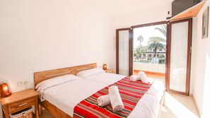 2 bedrooms, iron/ironing board, free WiFi, bed sheets - Appartement à 150m de la plage El Poblet SP (Denia)