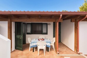 Outdoor dining - Bilo Corallo by BarbarHouse (Porto Cesareo)