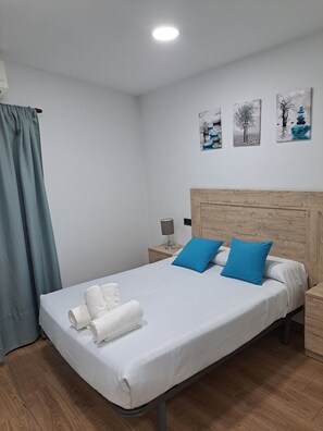 1 bedroom, iron/ironing board, free WiFi, bed sheets