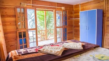 1 bedroom, individually furnished, desk, rollaway beds