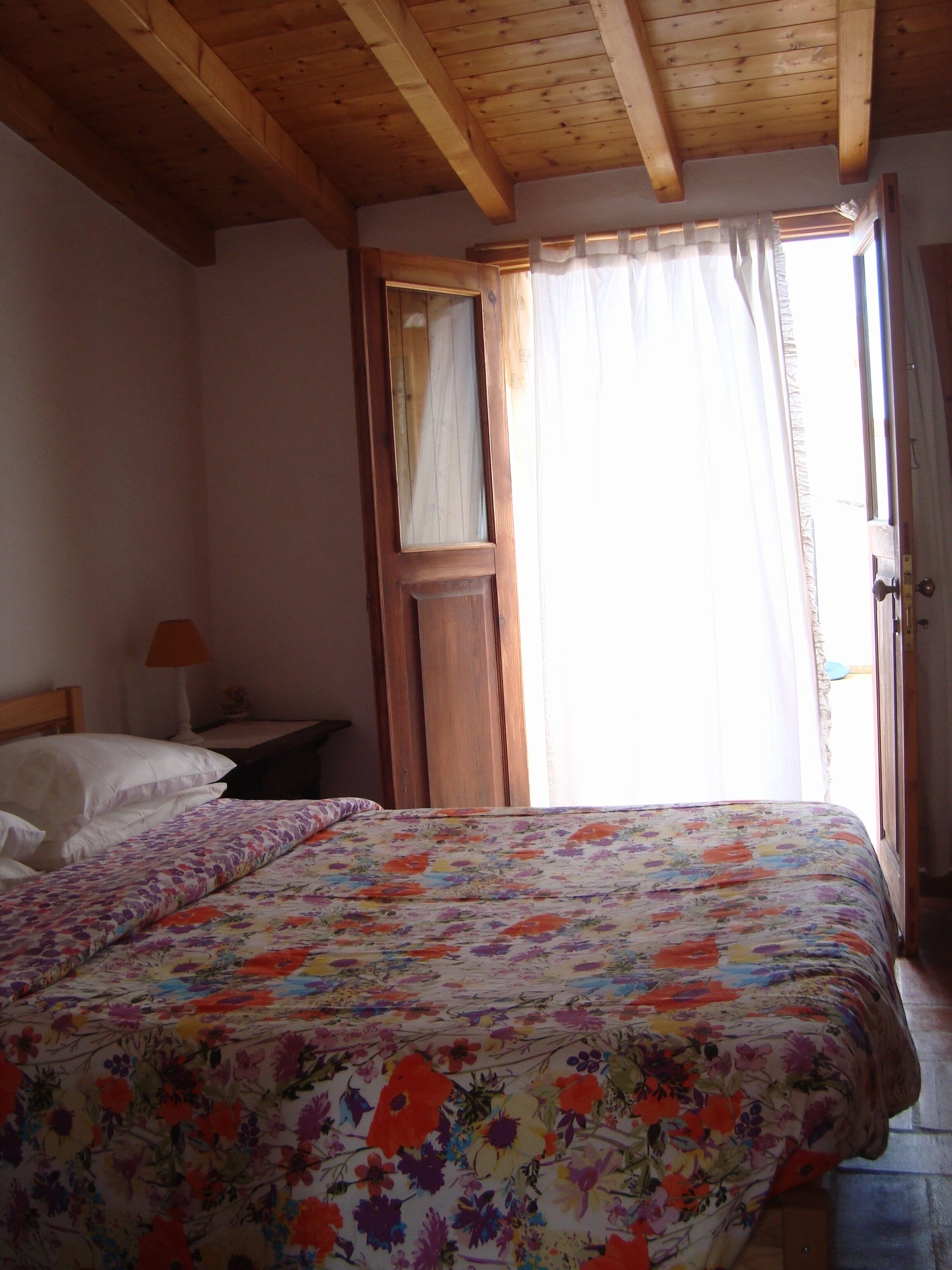 2 slaapkamers, een strijkplank/strijkijzer, reisbedje, wifi