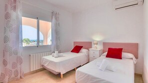 2 Schlafzimmer, Bügeleisen/Bügelbrett, kostenloses WLAN, Bettwäsche