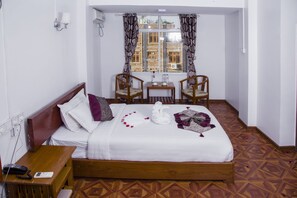 View from room - Ye Myanmar Hotel (Mandalay)