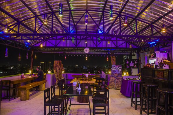 Restaurant - Ye Myanmar Hotel (Mandalay)