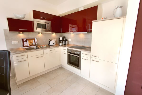 Fridge, microwave, oven, dishwasher