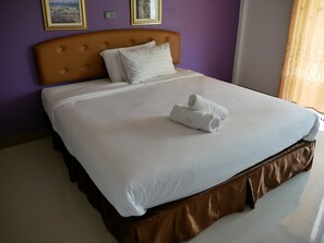 Cortinas opacas y wifi gratis
