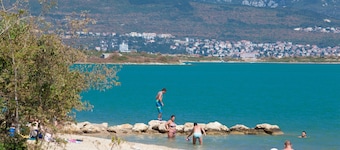 Enjoy the sea view | Modern apartment in the idyllic Cizici contact with the owner
