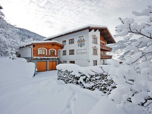 Esterni