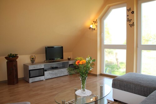 Lomatalo Beljan, Saksa