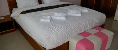 Minibar, in-room safe, desk, free WiFi