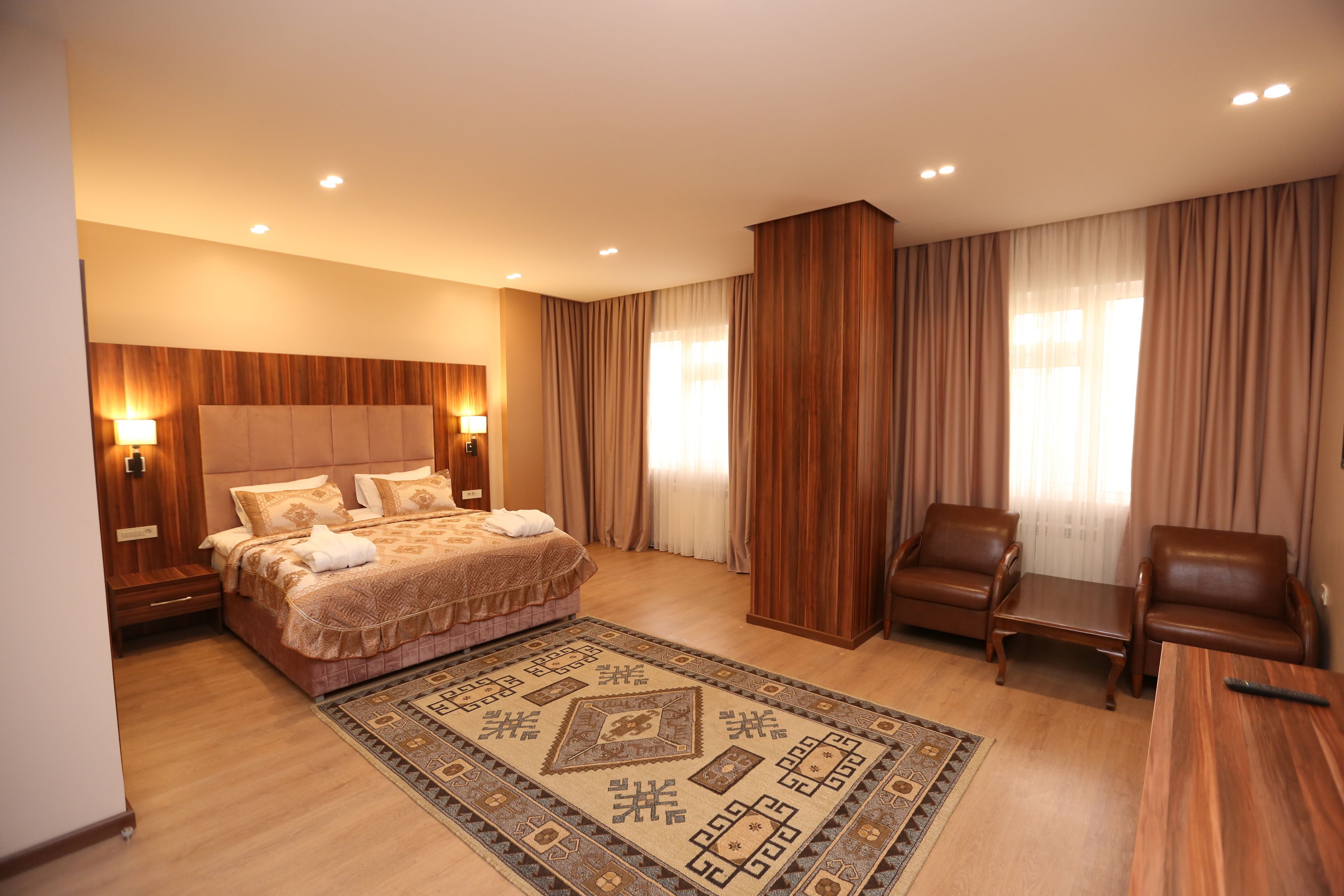 Luxury-Zimmer, 1 Queen-Bett, Stadtblick | Wohnbereich