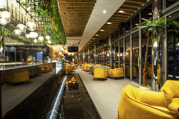 Bar (en la propiedad)