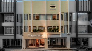 Façade de l’hébergement - soirée/nuit