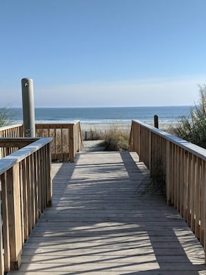 Property grounds - 3Bd Condo in Beachside Resort w/ Amenities Galore! (Myrtle Beach)