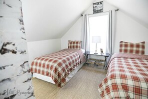 3 habitaciones, escritorio, tabla de planchar con plancha y wifi gratis 