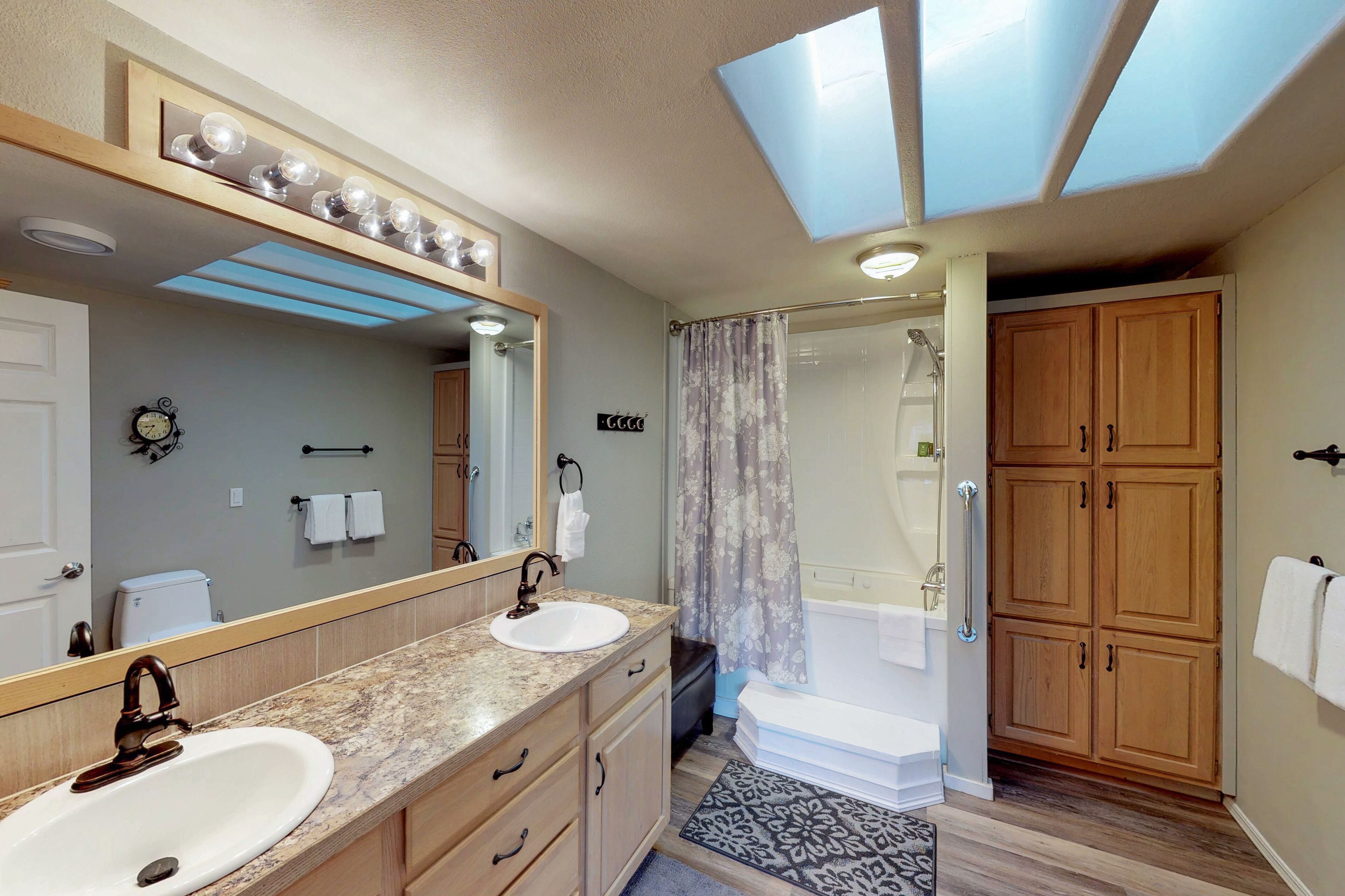 Articles de toilette gratuits, serviettes fournies