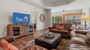 Smart TV - A grand vacation is guaranteed when you rent this HUGE 4 bedroom condo! (Branson)