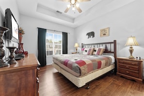 4 bedrooms, iron/ironing board, free WiFi, bed sheets