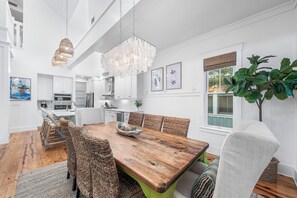 Dining - Charming Pet-Friendly Cottage | Electric Cart, Bikes, 2 Blocks to Beach & WaterColor Amenities! (Santa Rosa Beach)