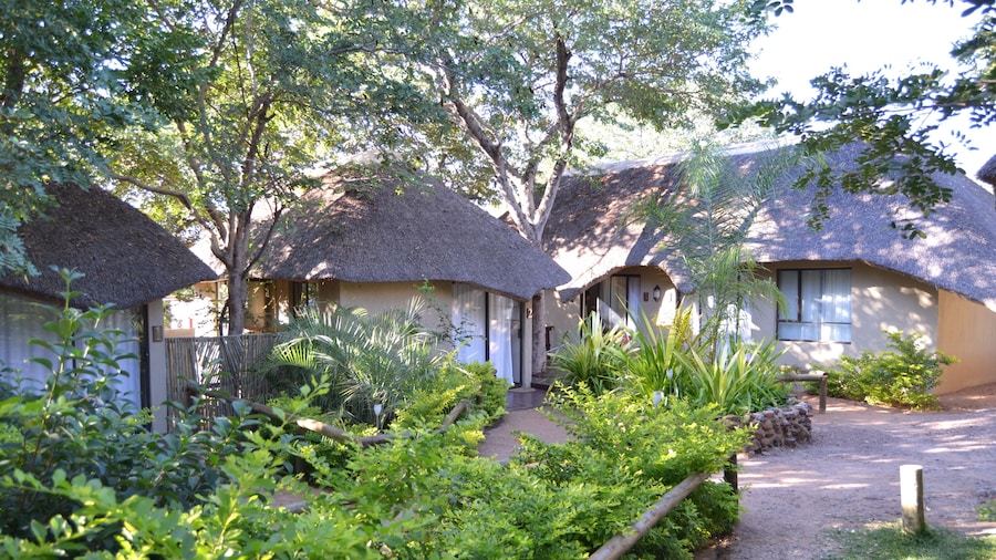 Chobe Sunset Chalets