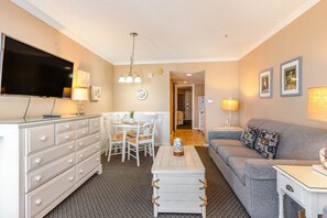TV, DVD player - Beautiful Myrtle Beach Condo with Amenities Galore (Myrtle Beach)