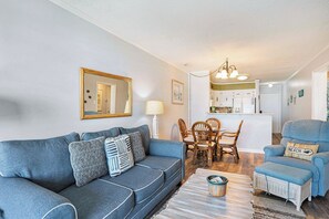 テレビ、DVD プレーヤー