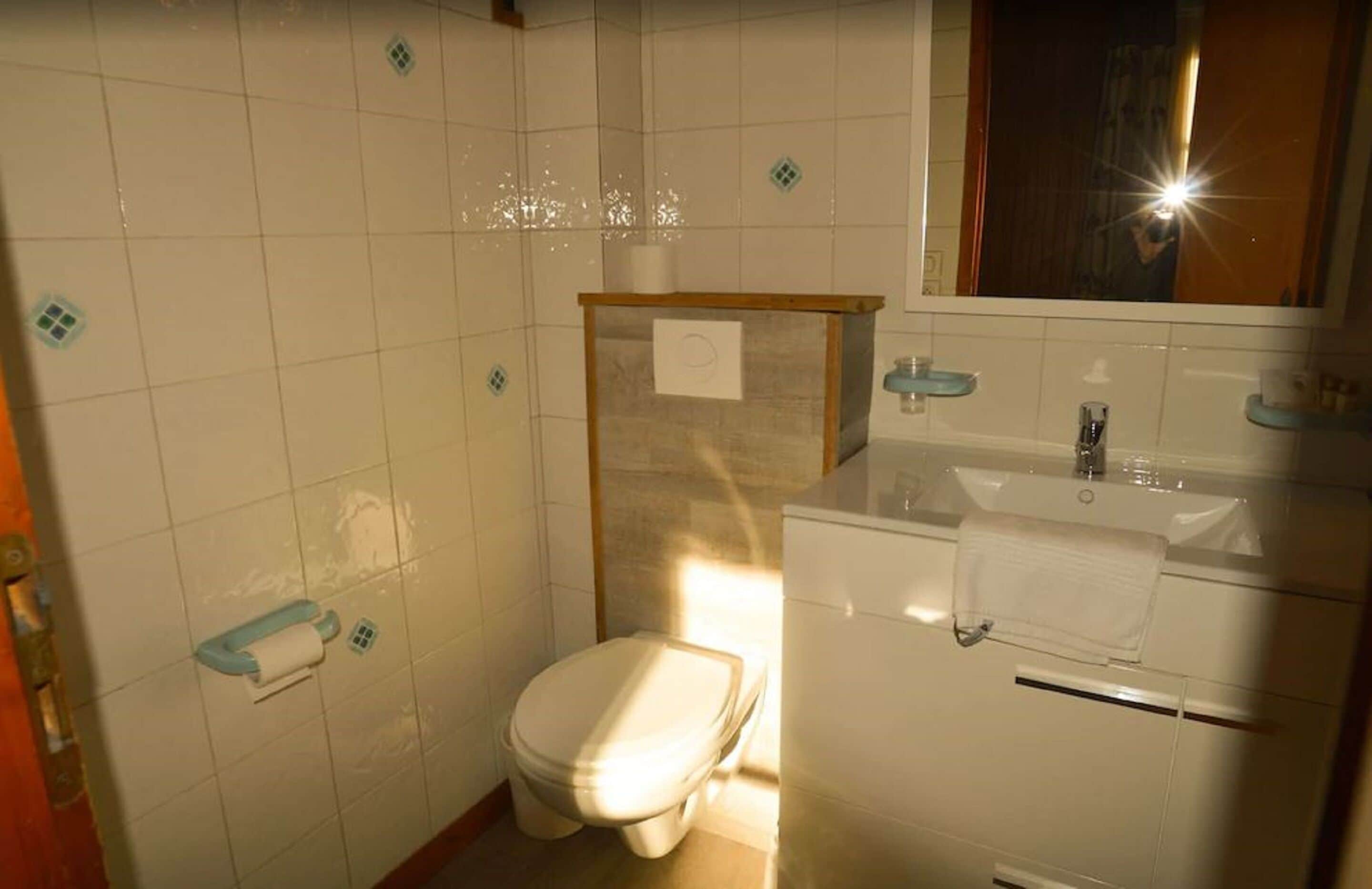 superior double room | bathroom | free toiletries, hair dryer, towels