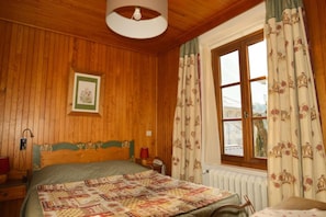 In-room safe, free WiFi, bed sheets - Hôtel du Clocher (Chamonix-Mont-Blanc)