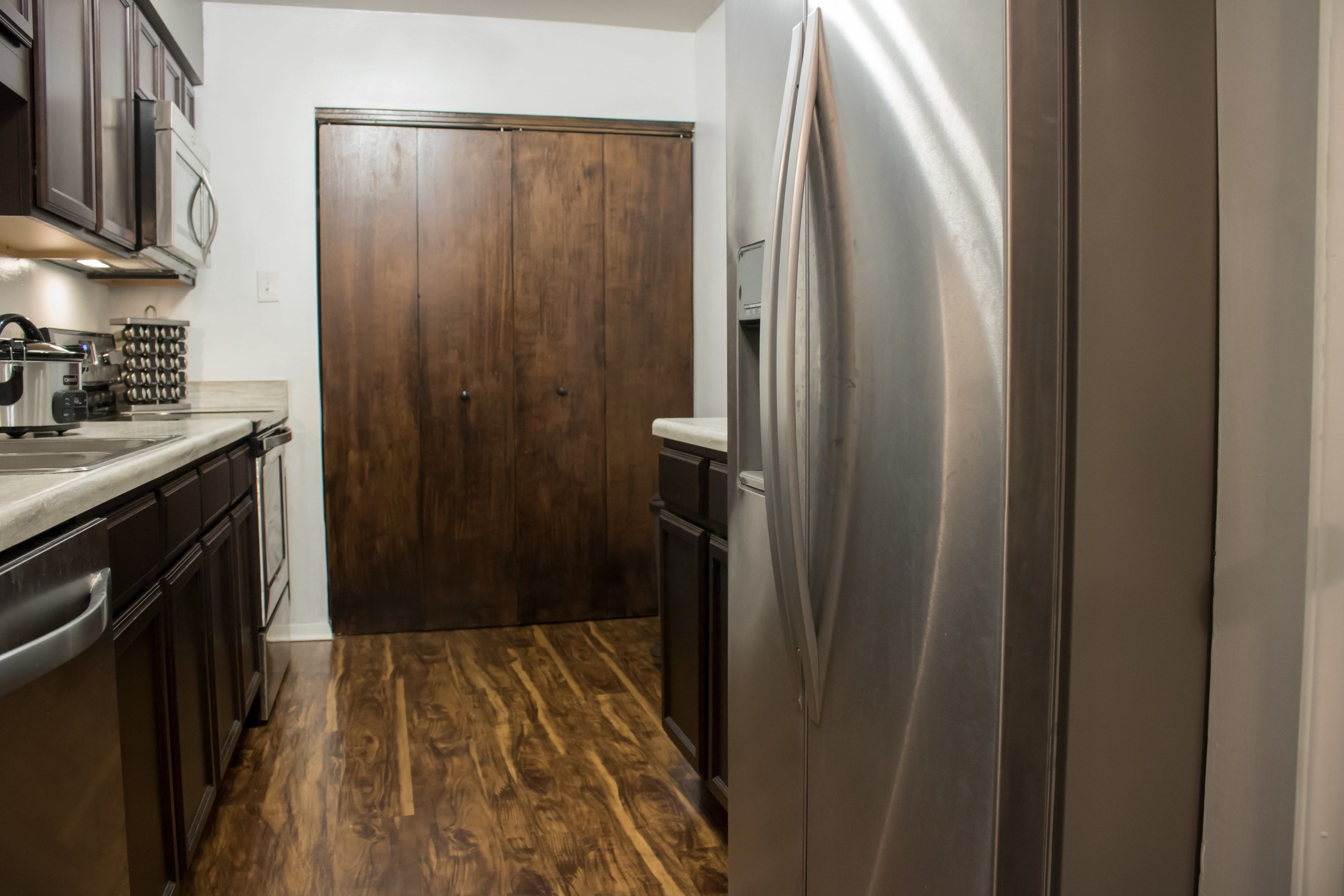 雪櫃、微波爐、咖啡機/沖茶器